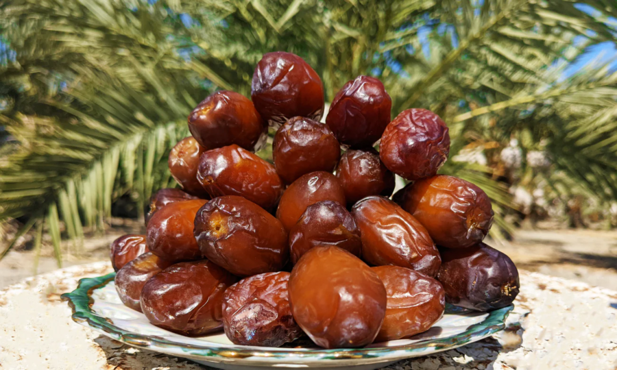 Exploring the Delights of Medjool Date Recipes with Joolies